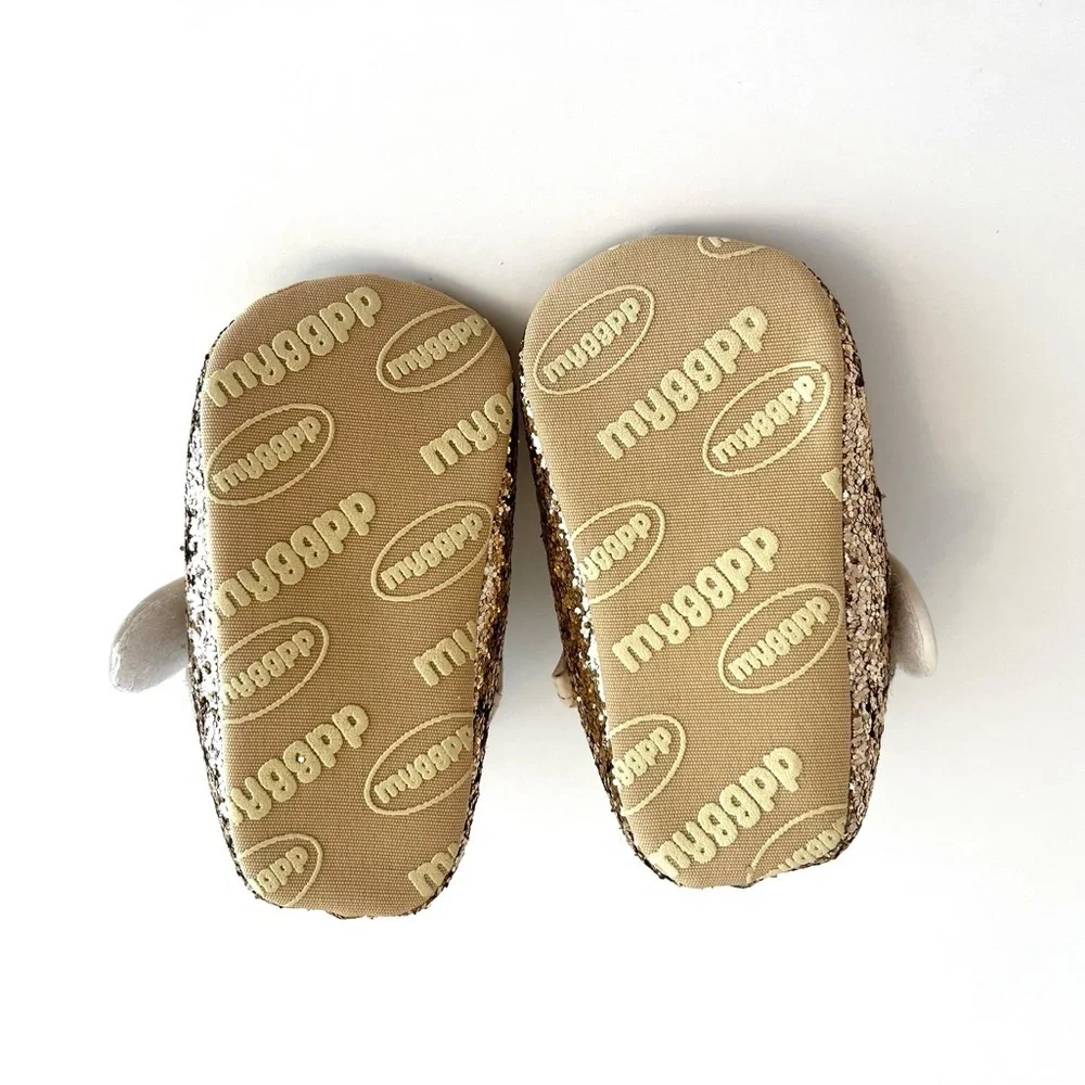 NEW Gold Glitter Baby Dress Shoes w/Floral Accent BABY Size 3 - New Without Tags